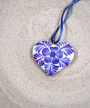 Cargar imagen en el visor de la galería, Collar de Corazón