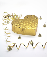 Cargar imagen en el visor de la galería, Piñatas Mexicanas Personalizadas