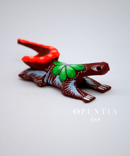 Cargar imagen en el visor de la galería, Alebrijes miniatura
