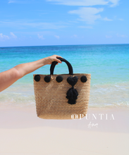 Cargar imagen en el visor de la galería, Bolsa de palma Amor
