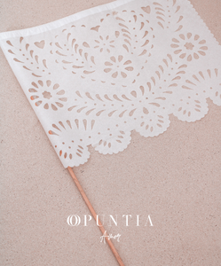 Tiras de Papel Picado Blanco