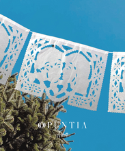 Cargar imagen en el visor de la galería, Tiras de Papel Picado Blanco
