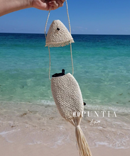Cargar imagen en el visor de la galería, Bolsa con forma de Pescadito
